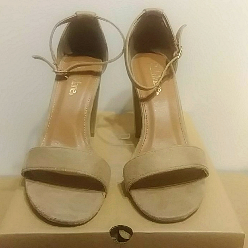 Taupe, Open Toe Strappy,  4" Block Heel Sandal, Faux Suede. multiple sizes. NWT - Picture 2 of 4
